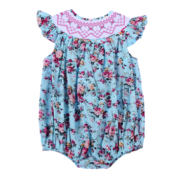 Introduction of ways to combine colors on smocked baby bubble for little girls